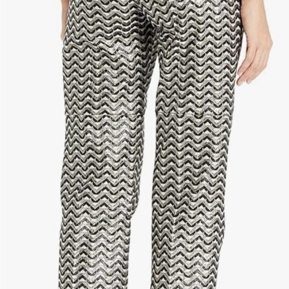 Trina Turk -The Banshee pant cropped bootcut dress pant in metallic jacquard. - Picture 2 of 15